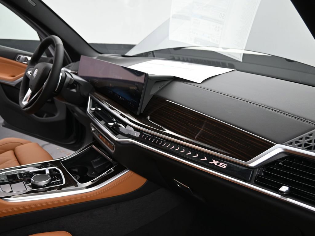 New 2026 BMW X5 sDrive40i w/ Parking Assistance Package RWD image 24