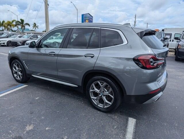 Used 2023 BMW X3 xDrive30i w/ Premium Package image 4