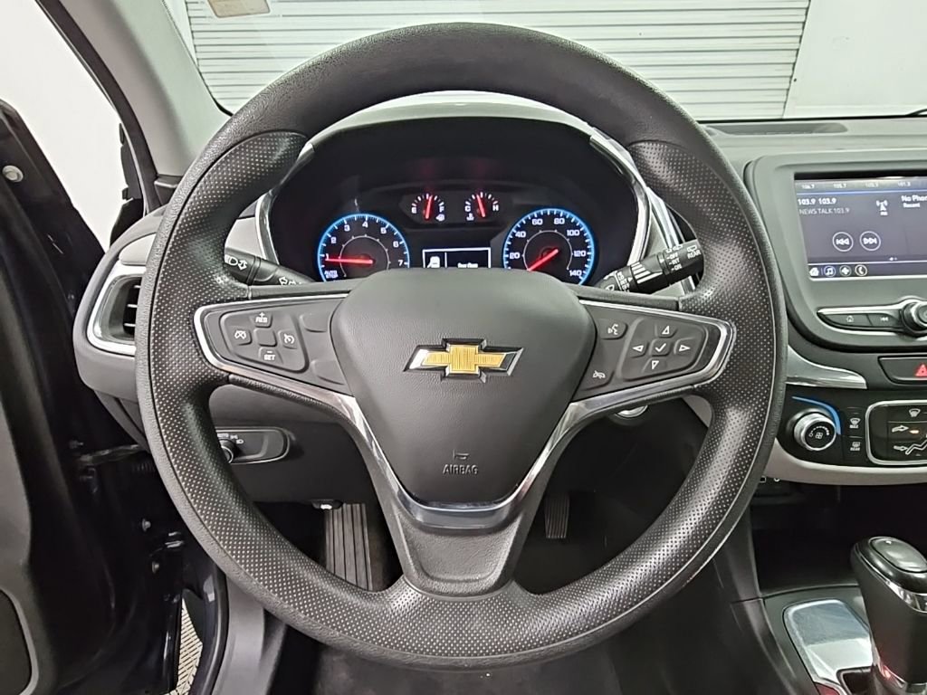 Used 2019 Chevrolet Equinox LS image 23