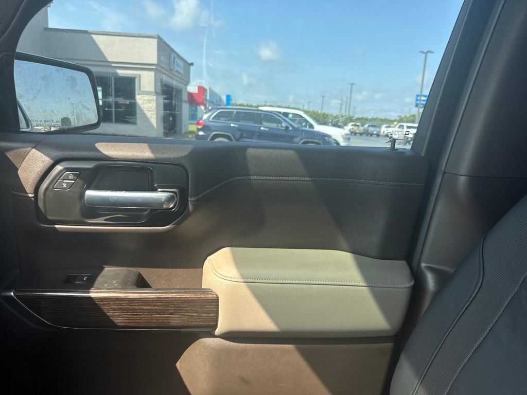 Used 2021 GMC Sierra 1500 SLE w/ Preferred Package AWD/4WD image 10