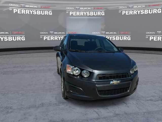 Used 2015 Chevrolet Sonic LT FWD image 2