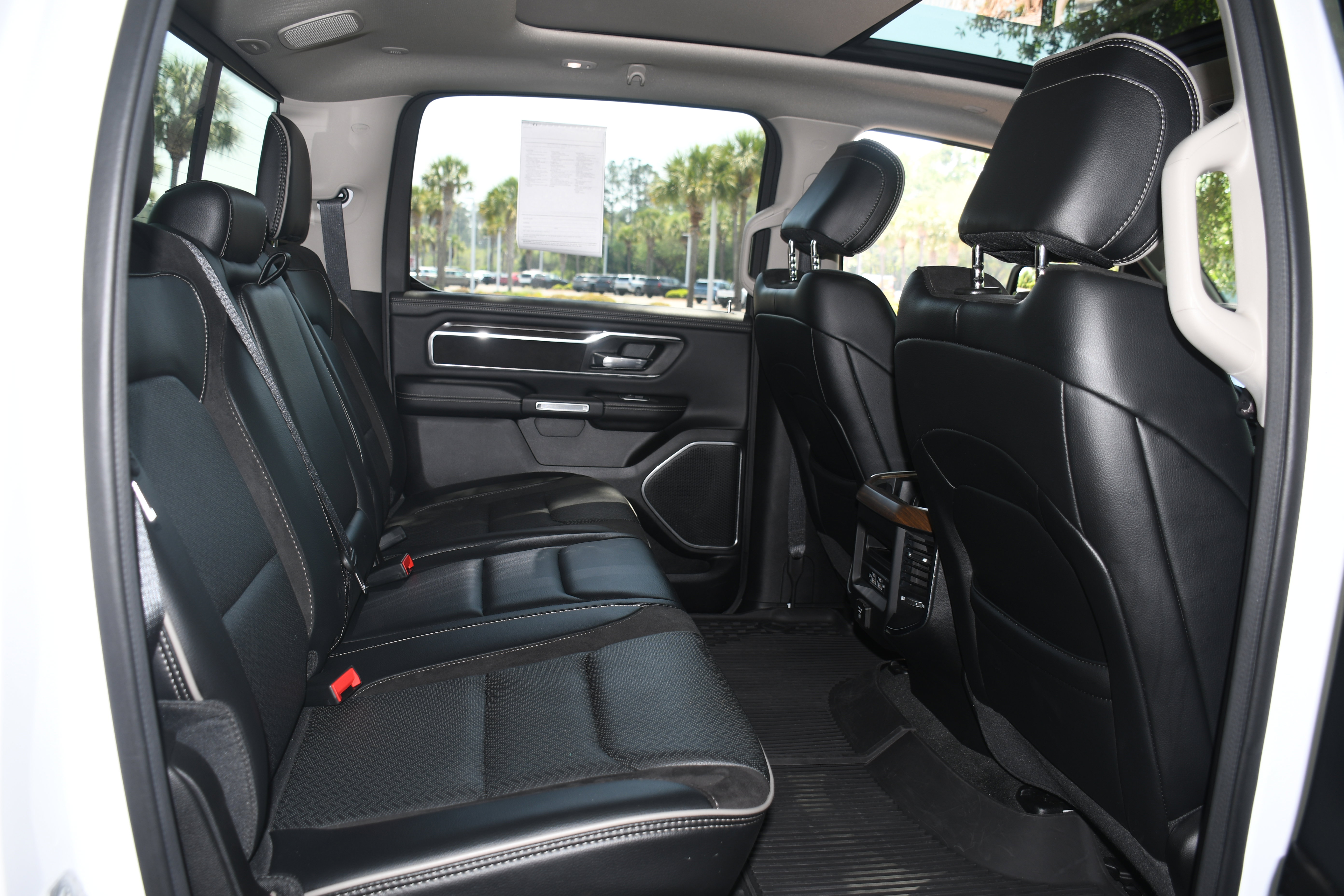 Used 2022 RAM 1500 Laramie w/ Laramie Southwest Edition RWD image 19