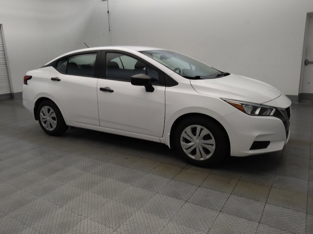 Used 2020 Nissan Versa S FWD image 11