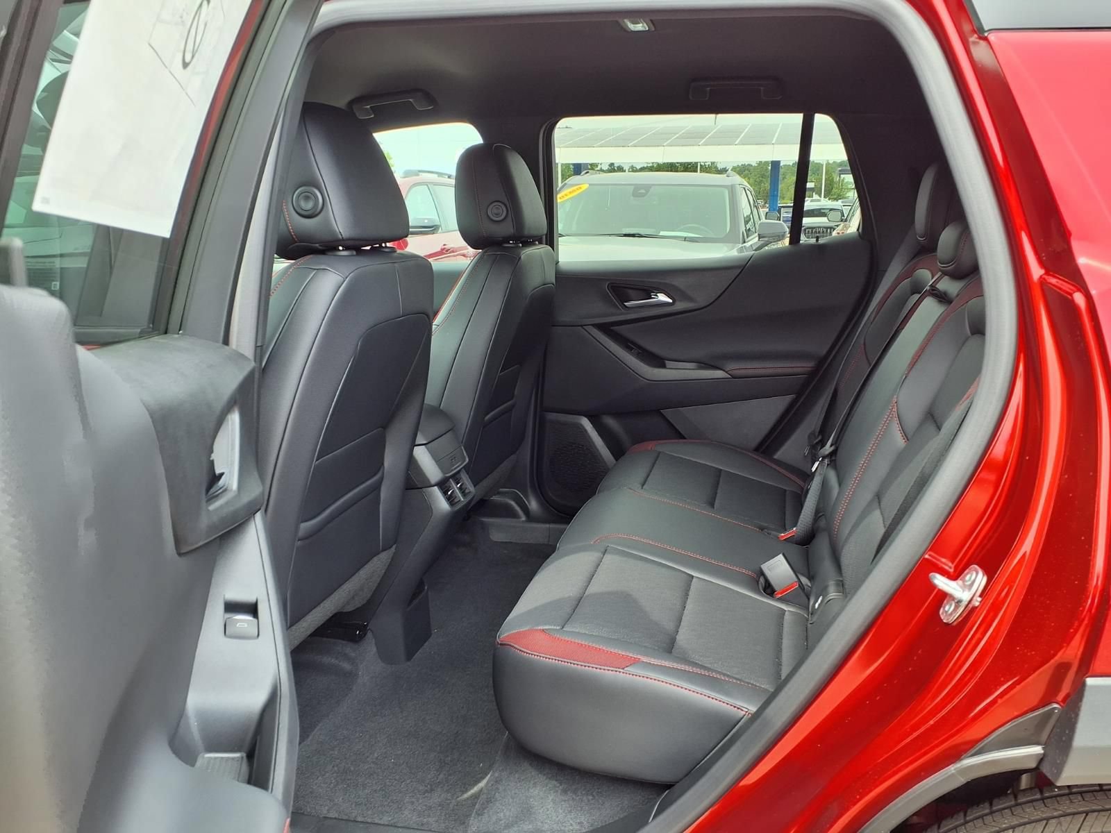 New 2027 Chevrolet Equinox RS w/ Safety and Technology Package AWD/4WD image 10