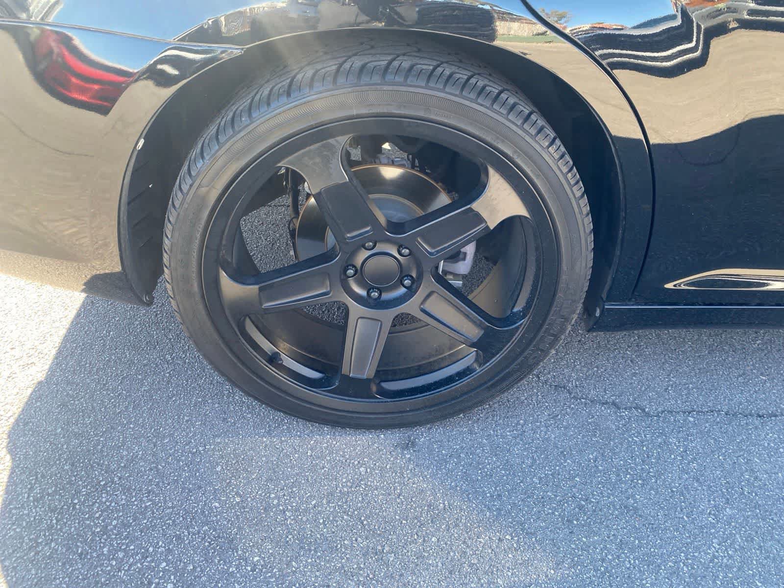 Used 2014 Chrysler 300 S w/ Luxury Group RWD image 6