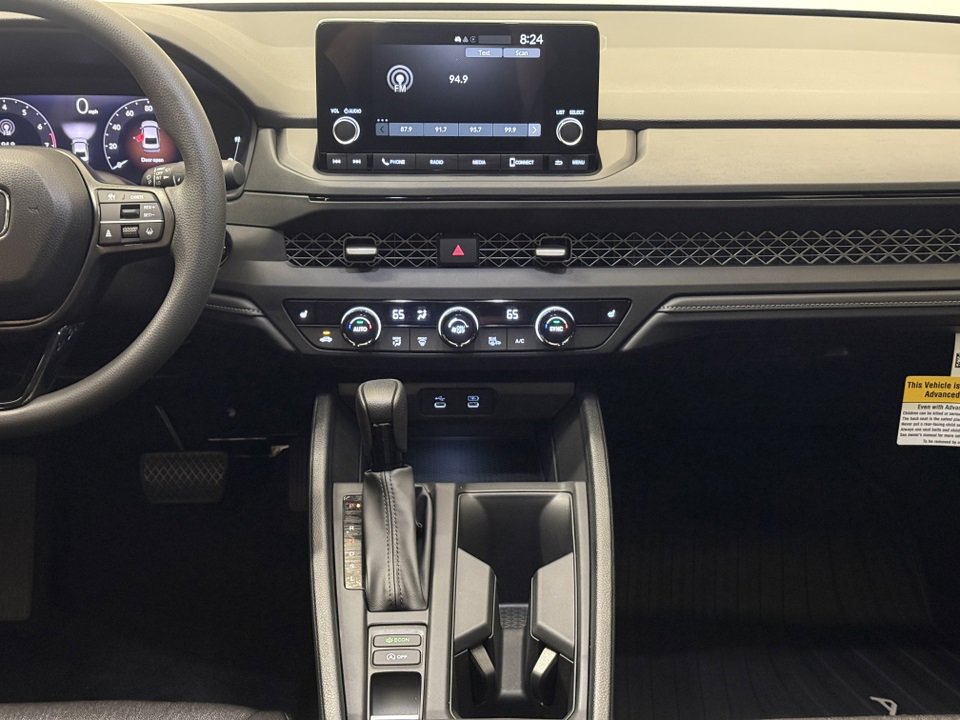 New 2025 Honda Accord SE image 10