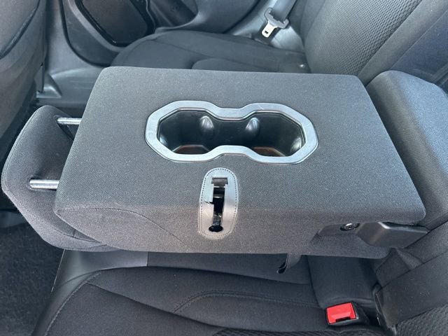 Used 2018 Jeep Renegade Altitude image 37