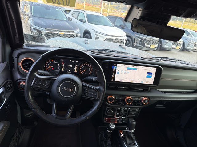 Used 2024 Jeep Gladiator Mojave AWD/4WD image 14