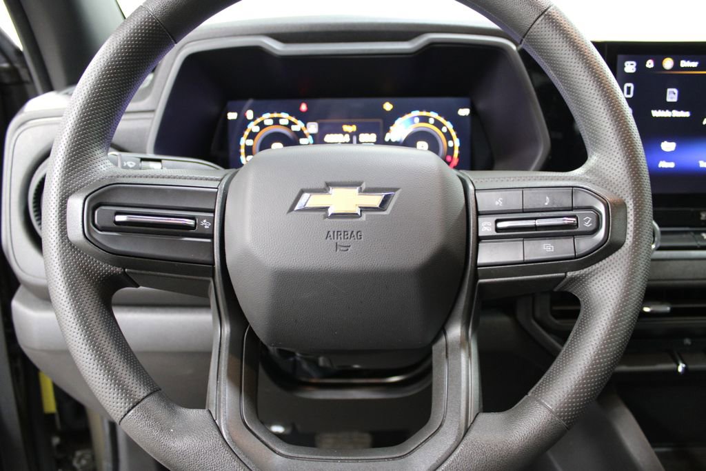 Used 2024 Chevrolet Colorado W/T image 21