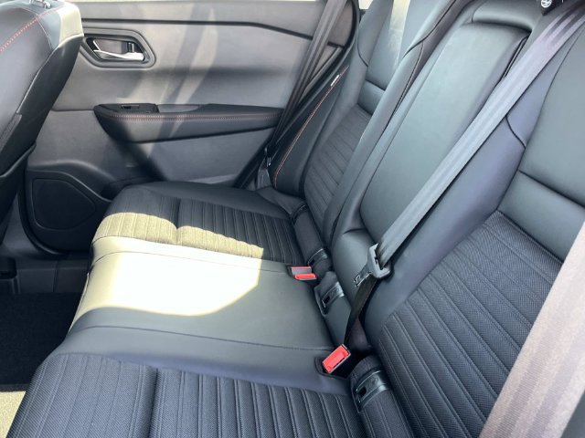 New 2026 Nissan Rogue SV AWD/4WD image 21