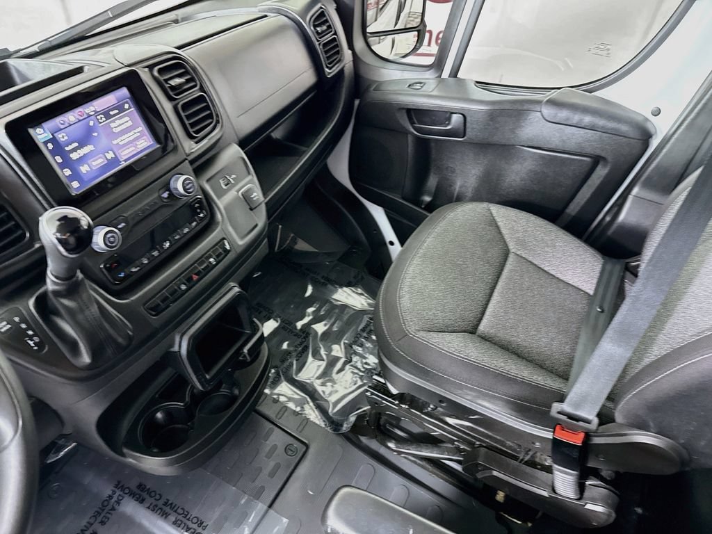 Used 2025 RAM ProMaster 2500 w/ U-Haul Equipment Group FWD image 23