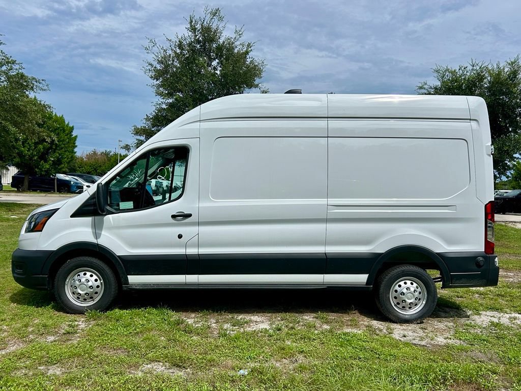 New 2026 Ford Transit 250 148 High Roof AWD w/ Load Area Protection Package image 8