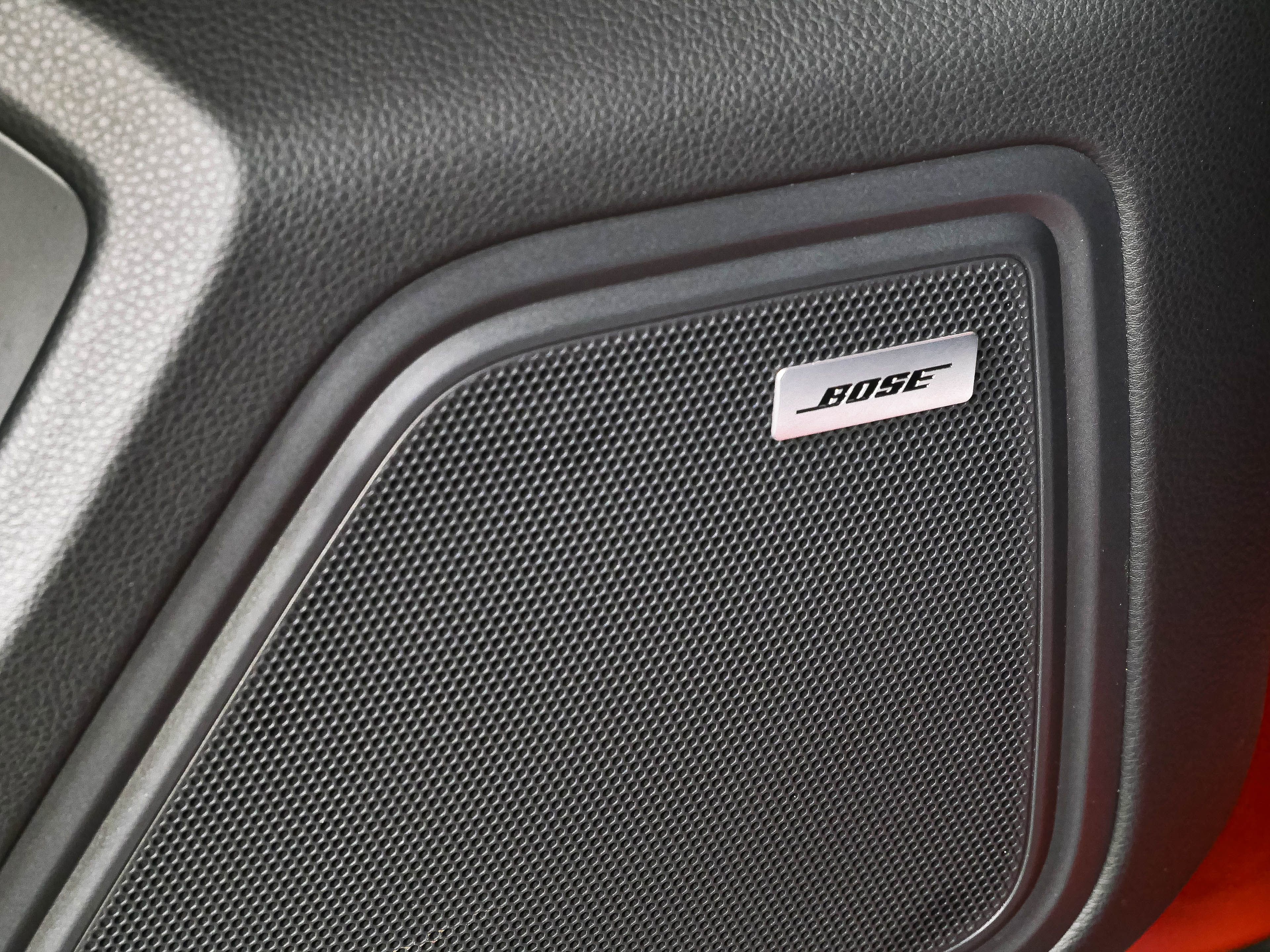Certified 2024 Porsche Macan S AWD/4WD image 7