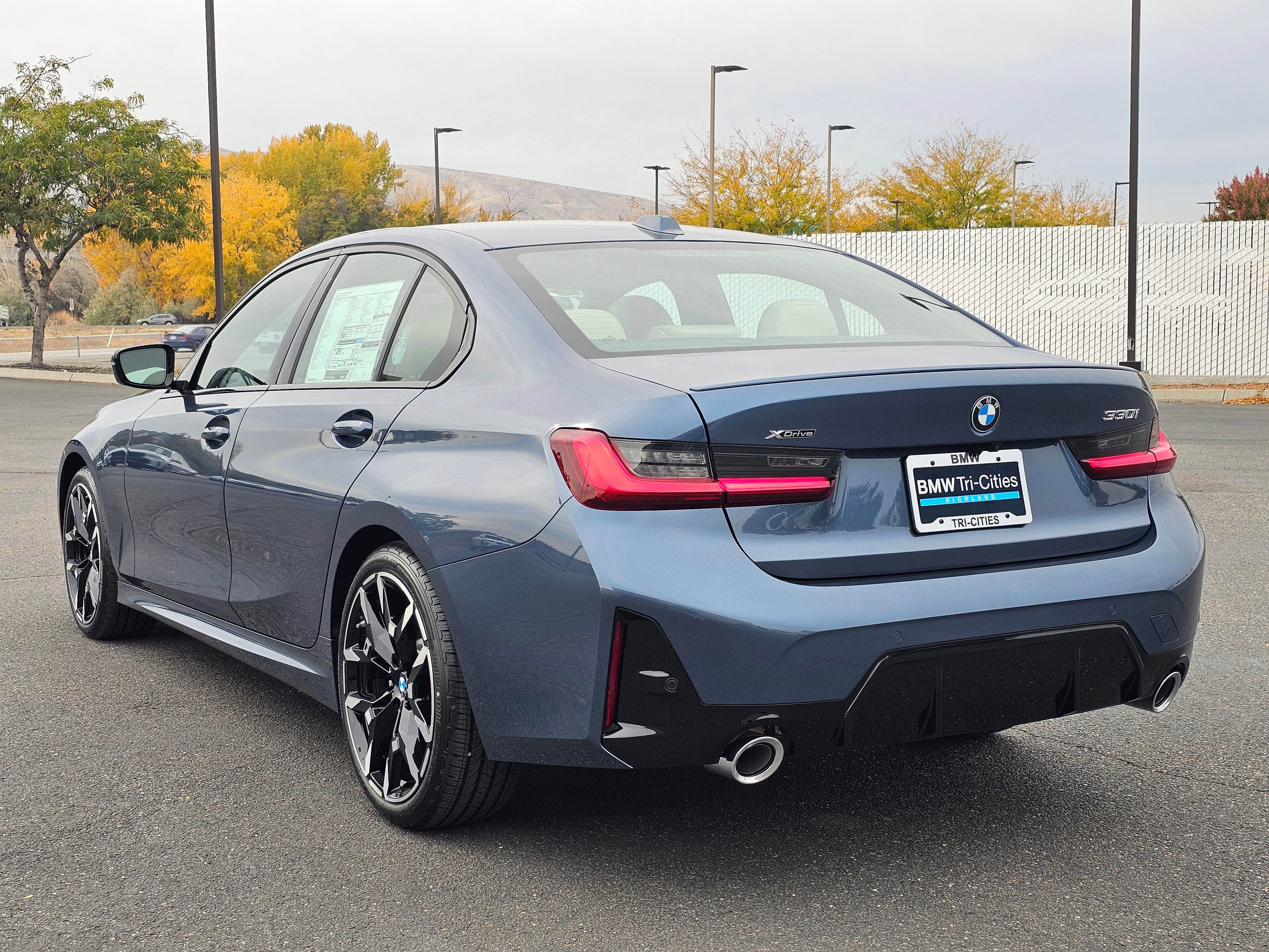 New 2026 BMW 330i xDrive Sedan w/ M Sport Package image 4