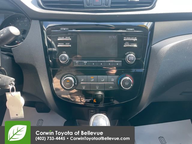 Used 2018 Nissan Rogue Sport S w/ S Appearance Package AWD/4WD image 12
