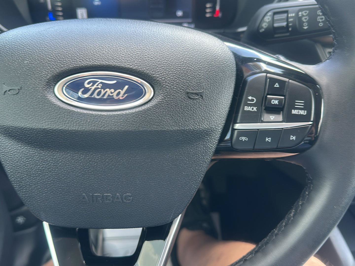 Used 2023 Ford Escape Active w/ Tech Pack #1 AWD/4WD image 26