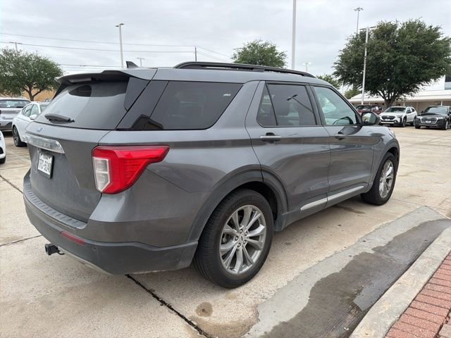 Used 2021 Ford Explorer XLT w/ Equipment Group 202A RWD image 5