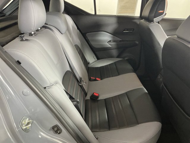 Used 2023 Nissan Kicks SR w/ SR Premium Package FWD image 6
