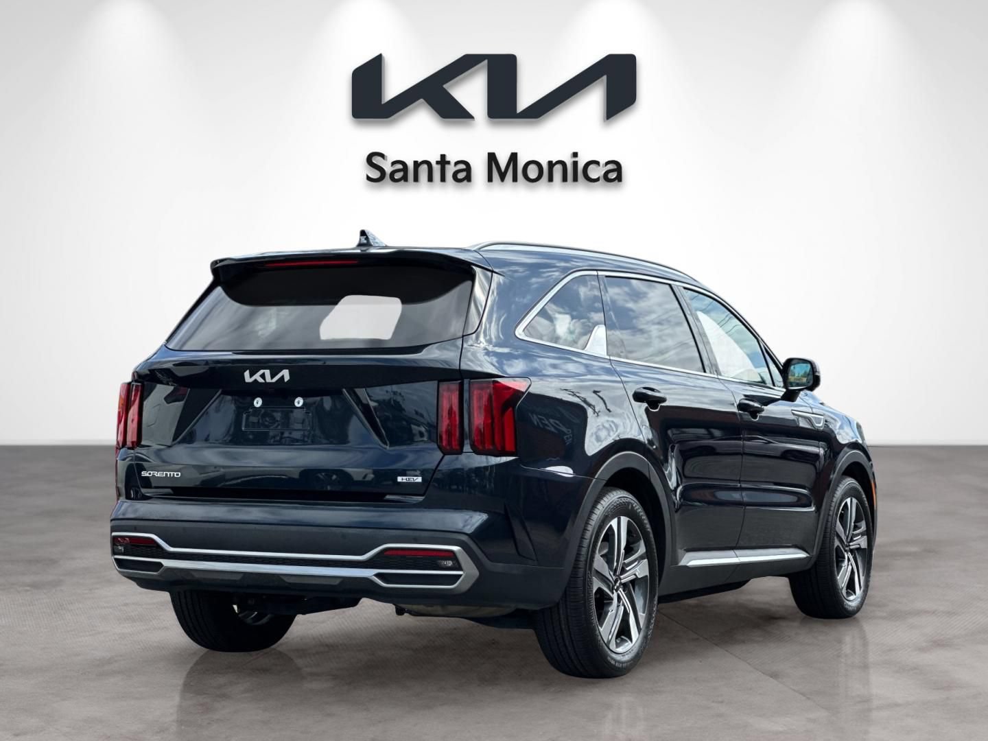 Certified 2023 Kia Sorento SX Prestige w/ Panoramic Sunroof Package AWD/4WD image 7