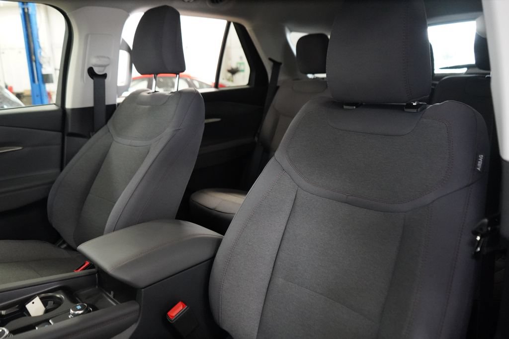 New 2026 Ford Explorer Active RWD image 19