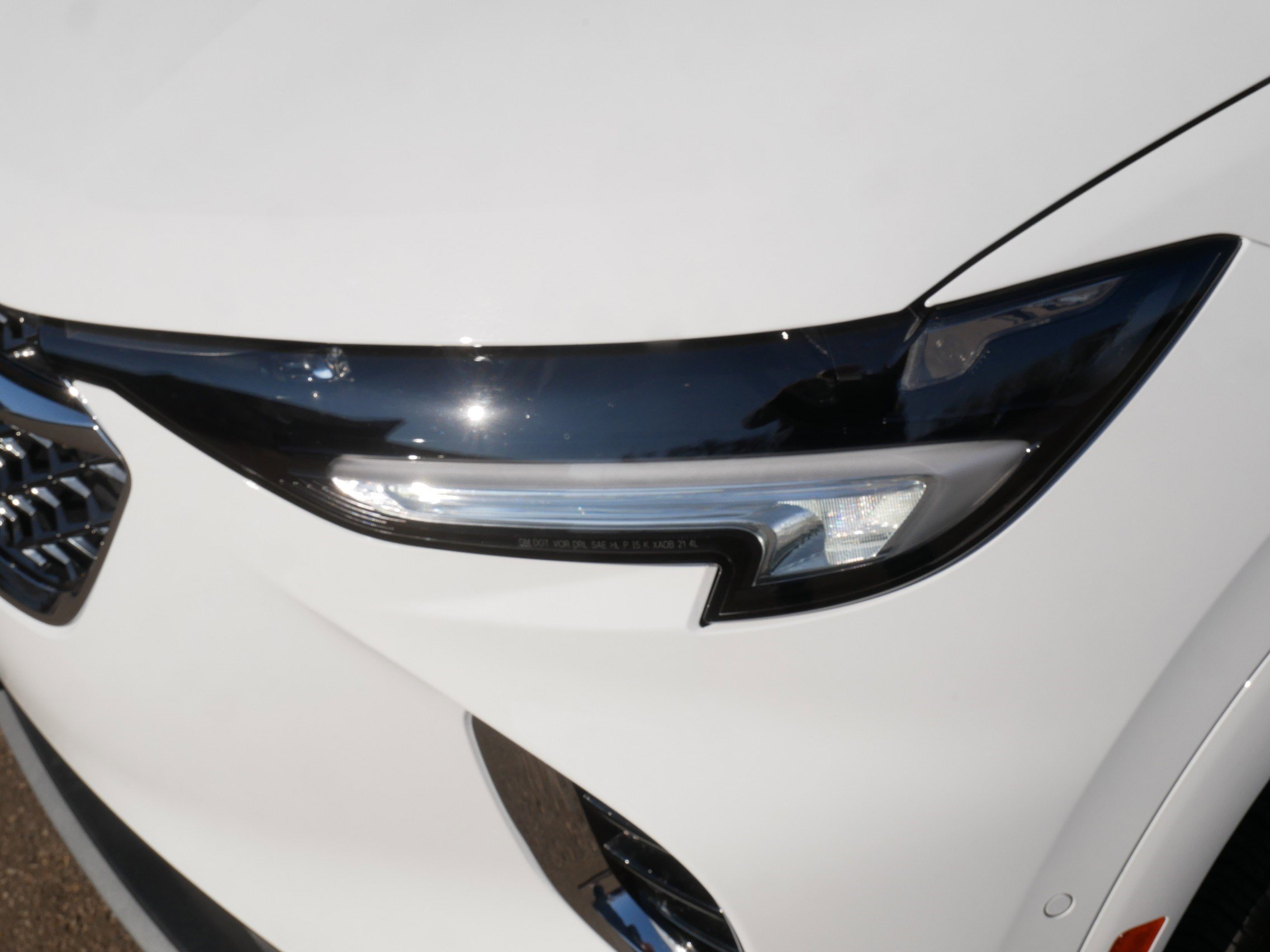 Used 2022 Buick Envision Avenir w/ Technology Package II AWD/4WD image 16