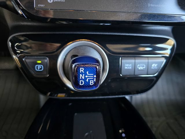 Used 2020 Toyota Prius Prime XLE FWD image 18
