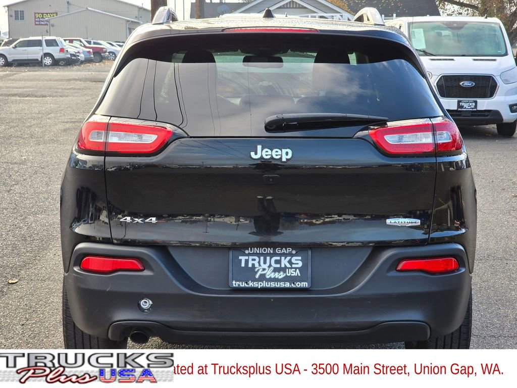 Used 2018 Jeep Cherokee Latitude Plus image 4
