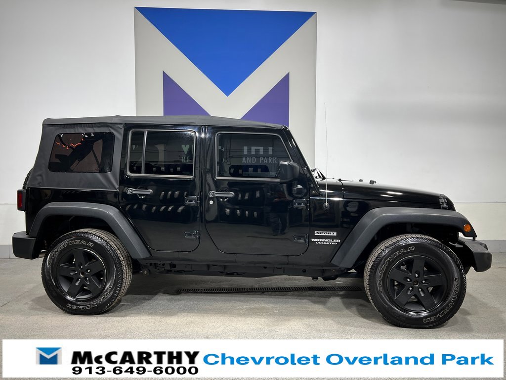 Used 2017 Jeep Wrangler Unlimited Sport w/ Connectivity Group image 4