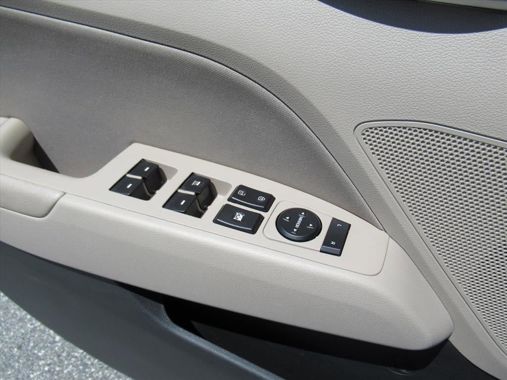 Used 2020 Hyundai Elantra SEL FWD image 20