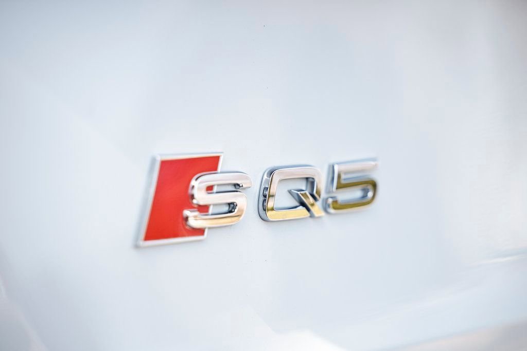 Used 2024 Audi SQ5 Premium Plus w/ Premium Plus Package image 10