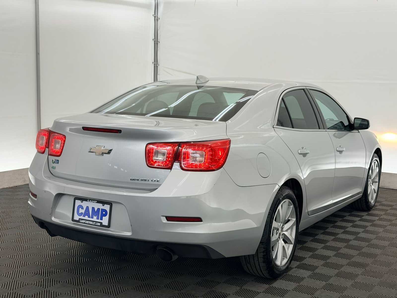 Used 2016 Chevrolet Malibu LTZ image 6