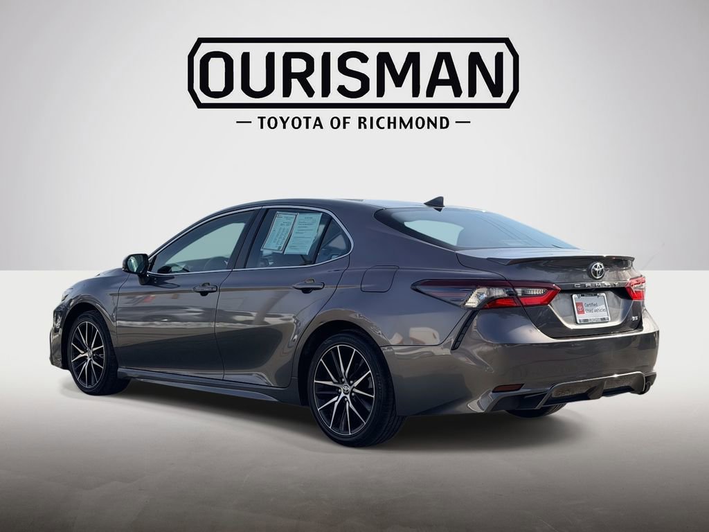 Certified 2022 Toyota Camry SE image 23