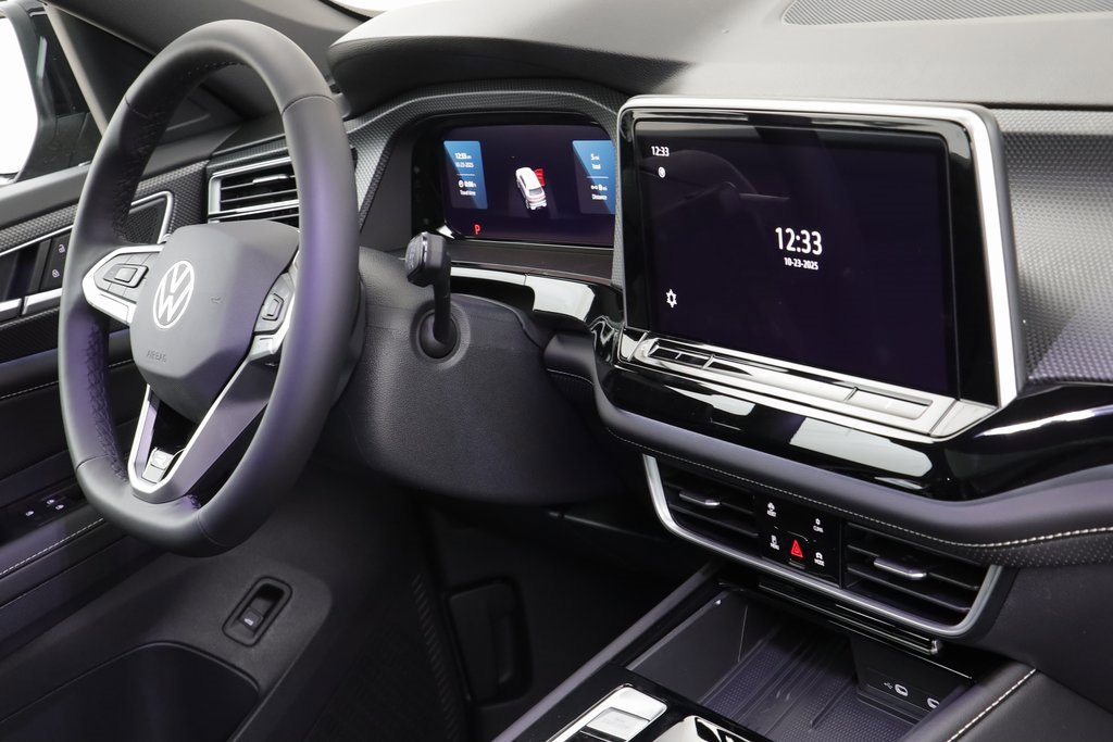 New 2026 Volkswagen Atlas Cross Sport SEL Premium R-Line image 22
