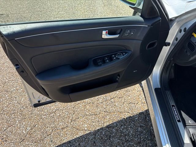Used 2013 Hyundai Genesis 5.0 R-Spec RWD image 12