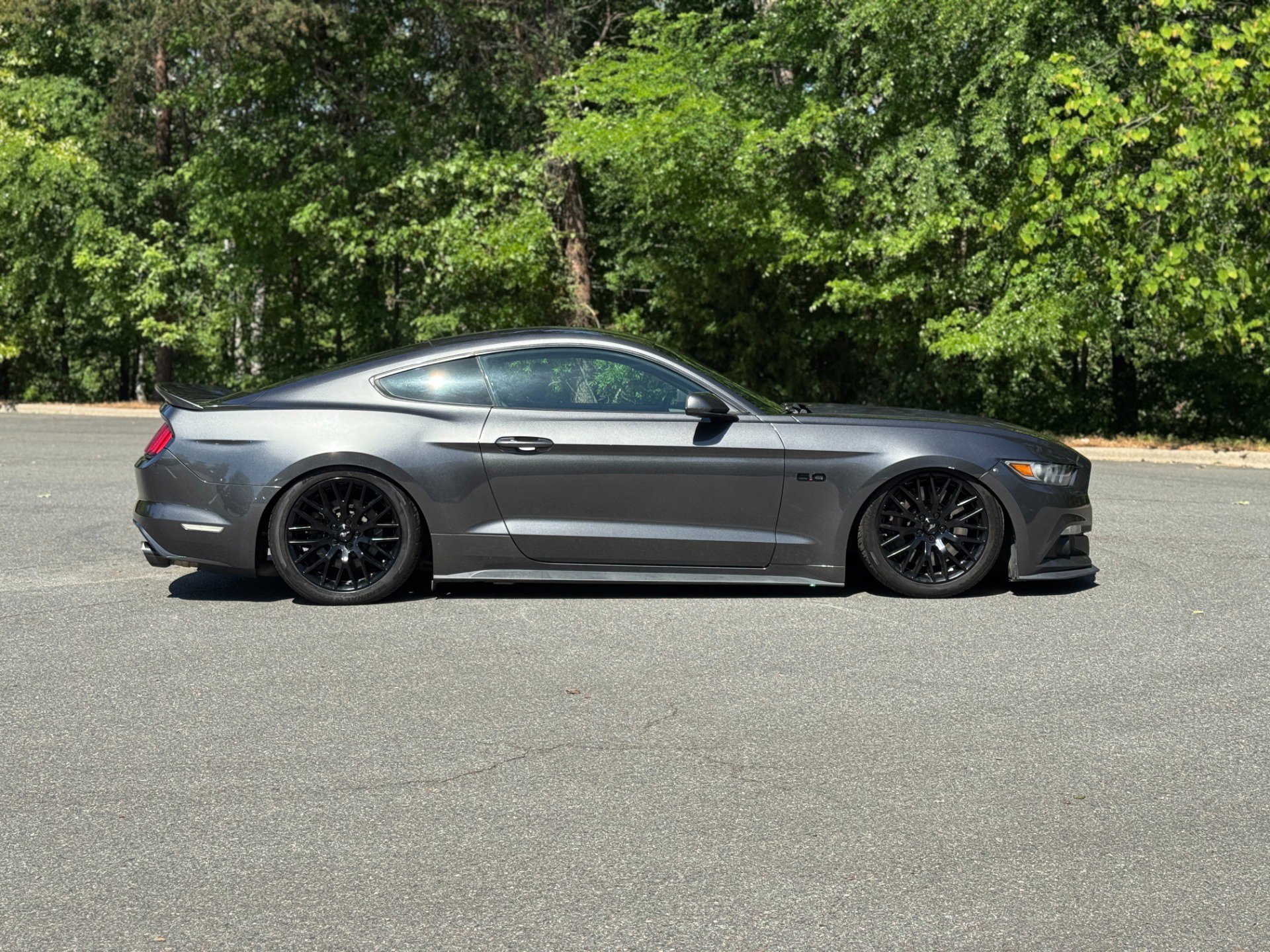 Used 2017 Ford Mustang GT w/ GT Performance Package RWD image 14