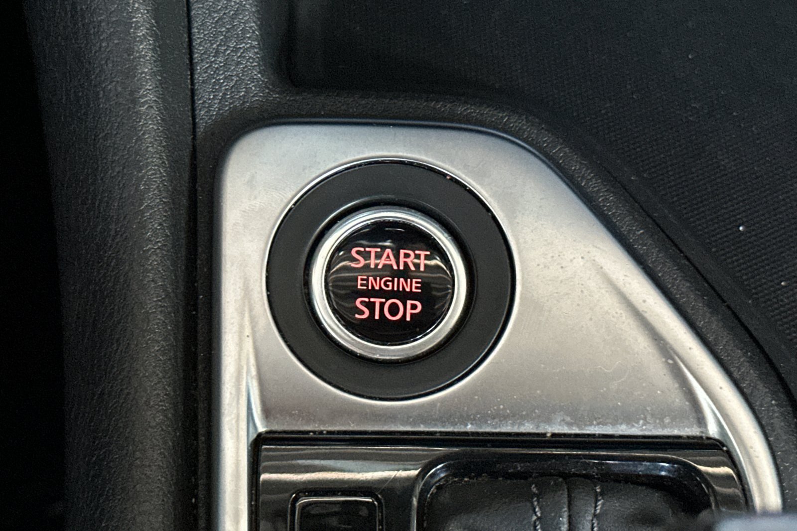 Used 2024 Nissan Sentra SV FWD image 22