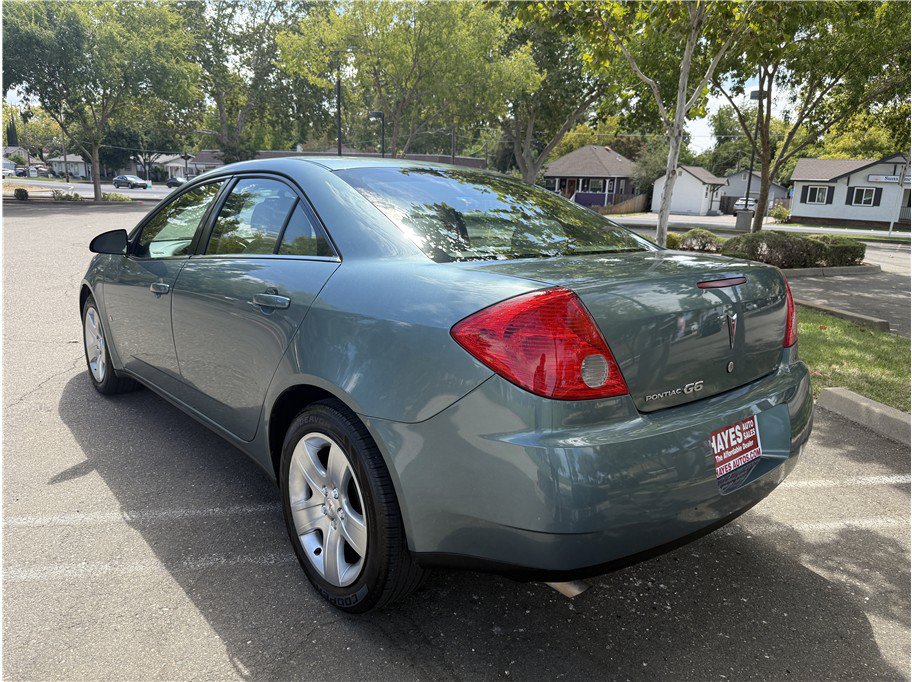 Used 2009 Pontiac G6 Sedan FWD image 3