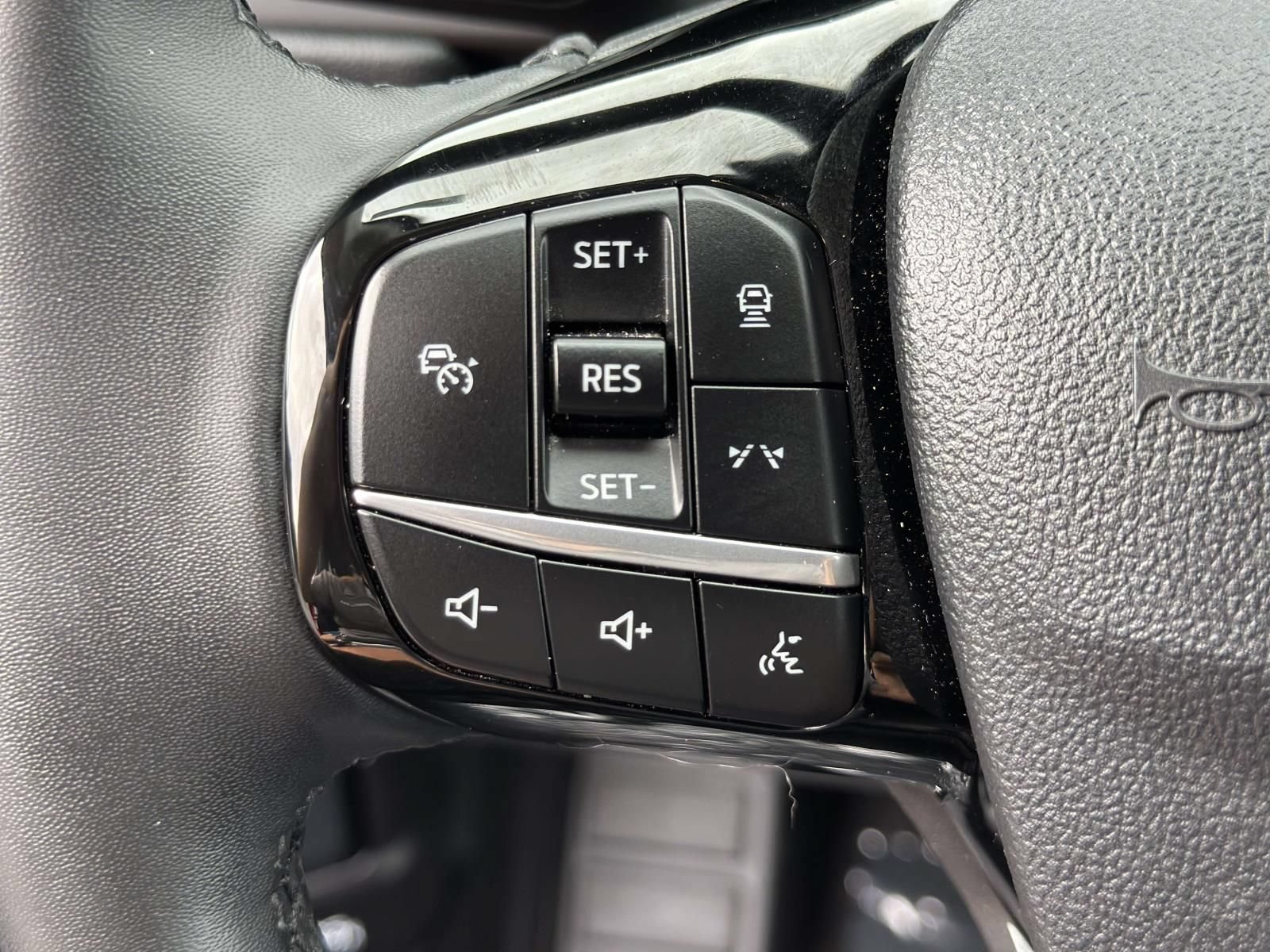 Used 2024 Ford Escape Active w/ Tech Pack #1 AWD/4WD image 17