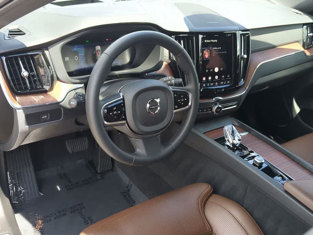 Used 2024 Volvo XC60 B5 Ultimate w/ Protection Package Premier AWD/4WD video 2