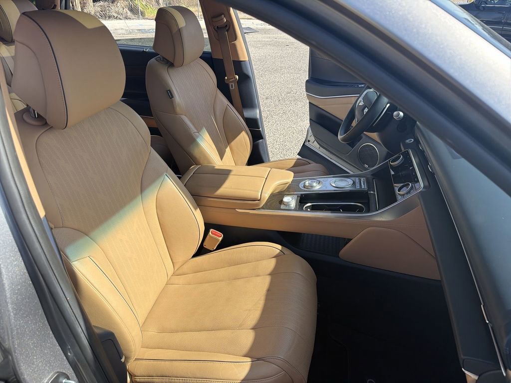 Used 2022 Genesis GV80 2.5T w/ Advanced Package 02 image 26