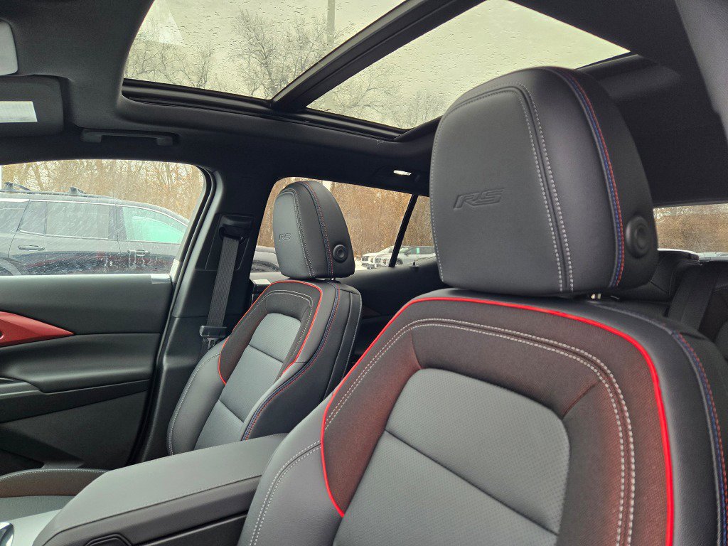 New 2026 Chevrolet Equinox EV RS image 24