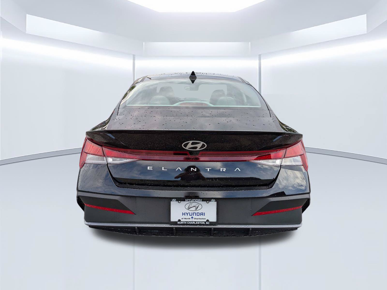 Certified 2026 Hyundai Elantra Sport FWD image 5