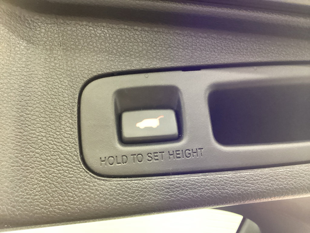 Used 2020 Honda CR-V EX-L image 11