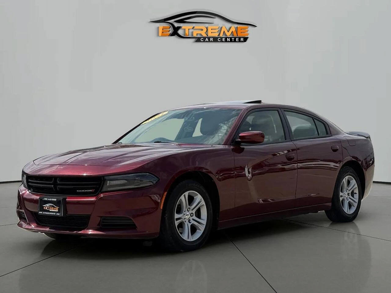Used 2021 Dodge Charger SXT w/ Leather Interior Group RWD image 2