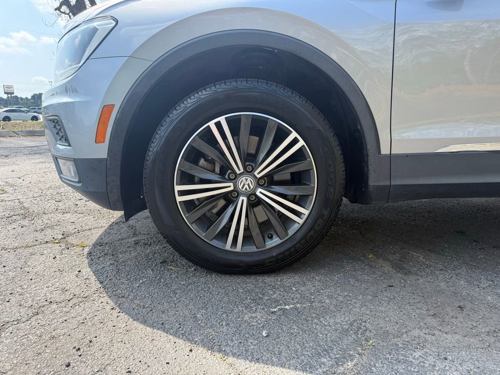 Used 2019 Volkswagen Tiguan SEL w/ 3rd Row Seat Package image 20