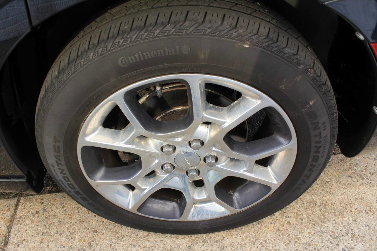 Used 2016 Dodge Charger SE w/ Power Sunroof Group image 6