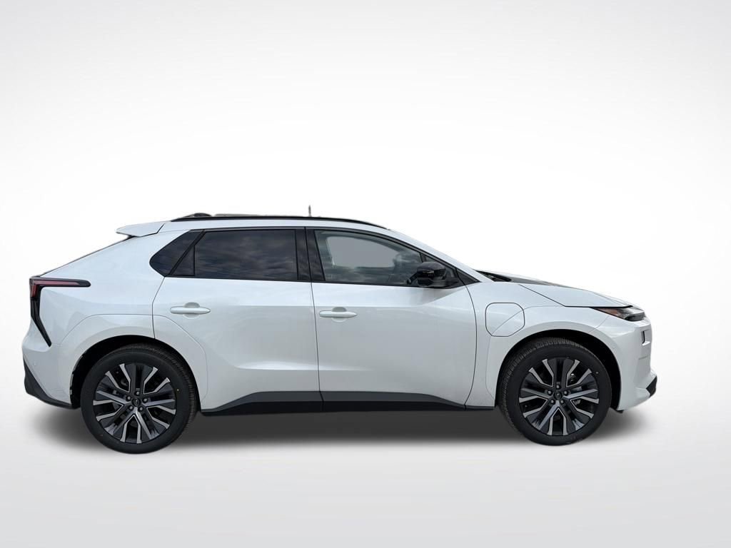 New 2026 Subaru Solterra image 9