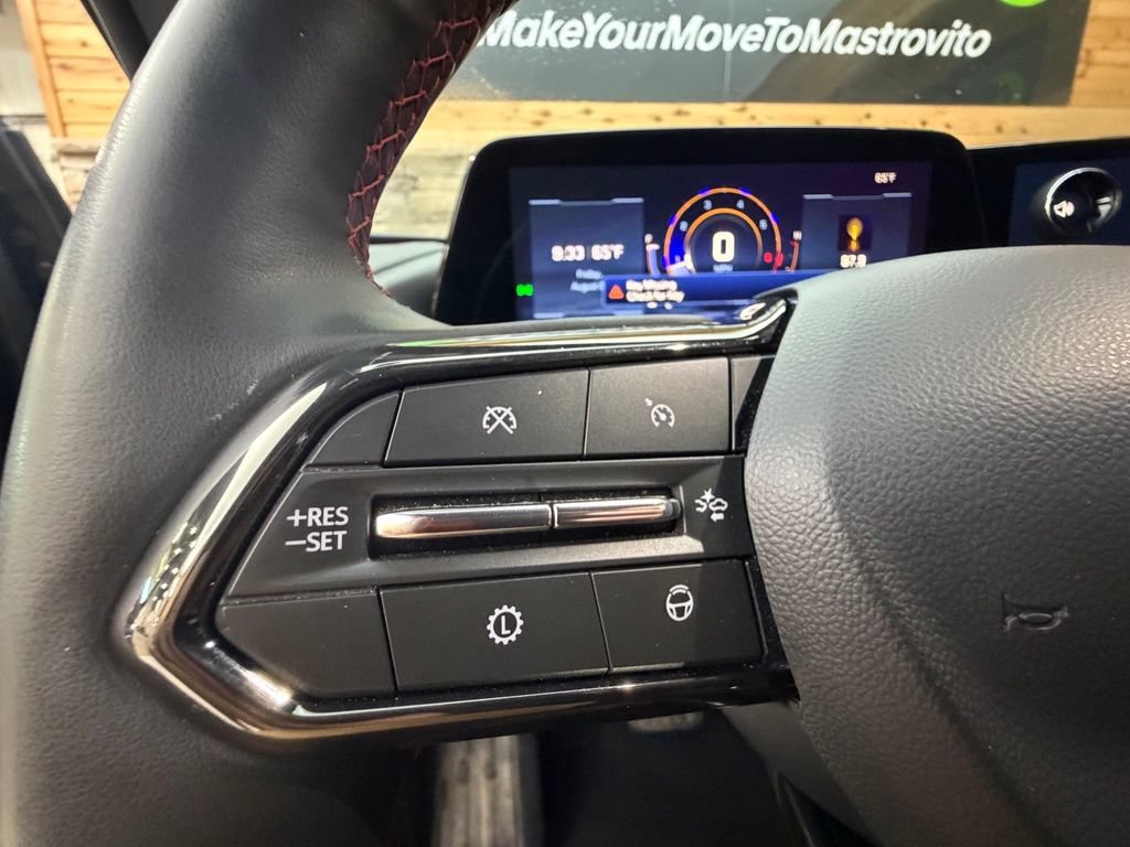 Used 2025 Chevrolet Traverse RS w/ LPO, Floor Liner Package AWD/4WD image 35