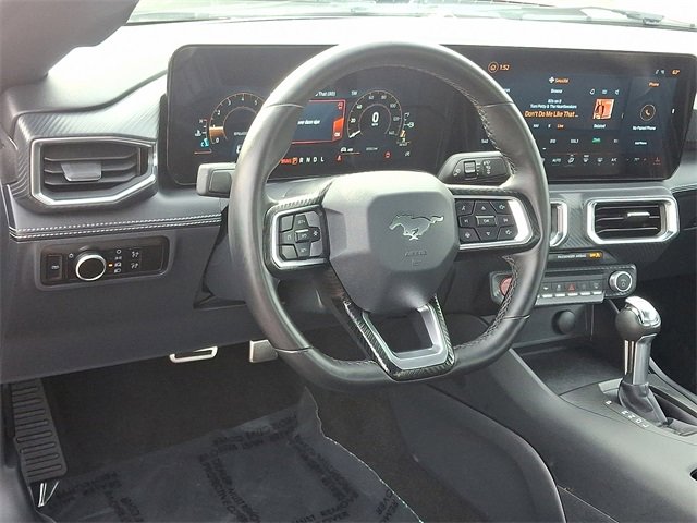 Used 2025 Ford Mustang Premium image 10