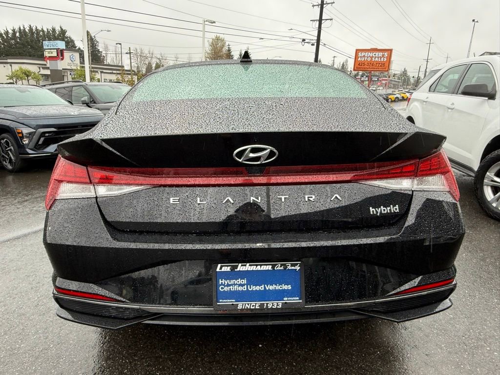 Used 2023 Hyundai Elantra Limited w/ Winter Weather Package image 4